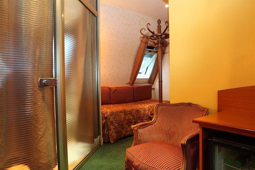 Queens Boutique Hotel Párizs Kültér fotó